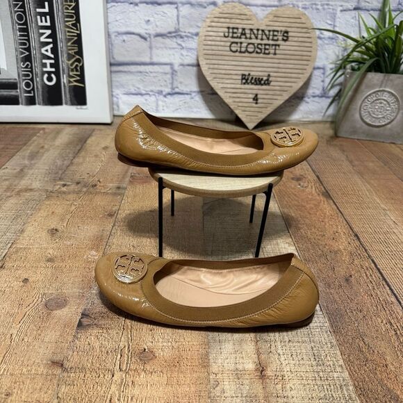 Tory Burch Flats Womens 8M Nude Beige Caroline Ballet Patent Leather Slip On - Picture 4 of 10